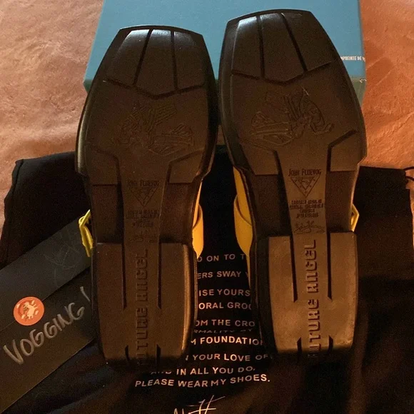 Yellow Fluevog “Tayler” Shoes - Picture 6 of 13